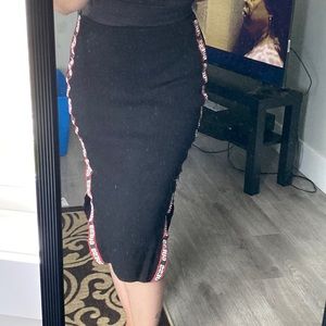 Guess pencil skirt